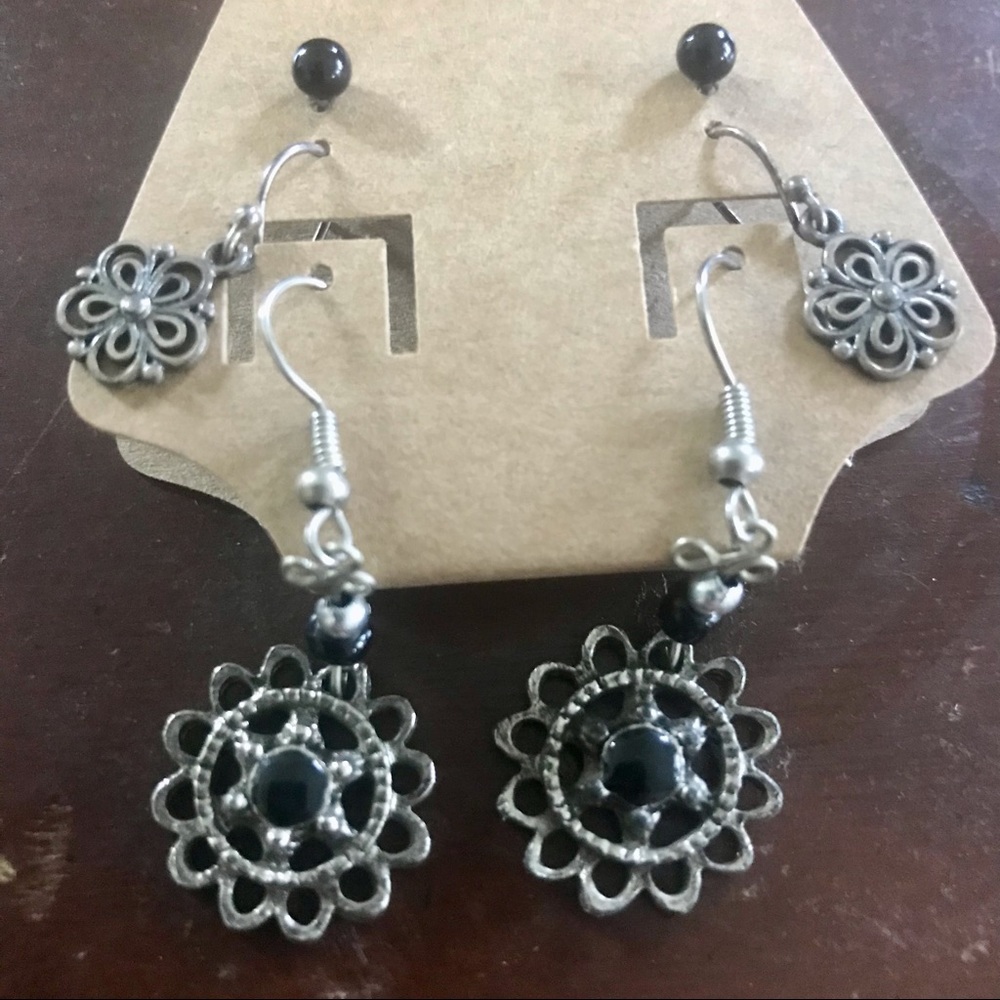 Earring Set - Picture 2 of 2